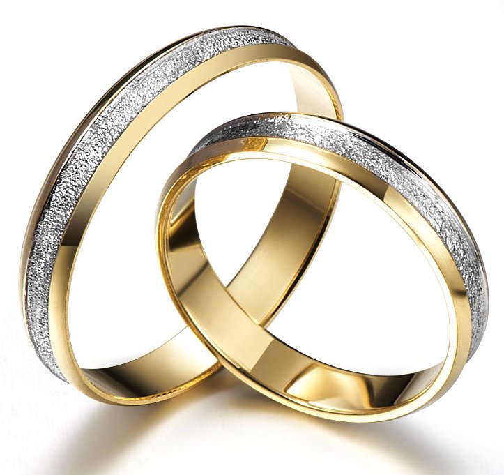 Impressive gold wedding rings