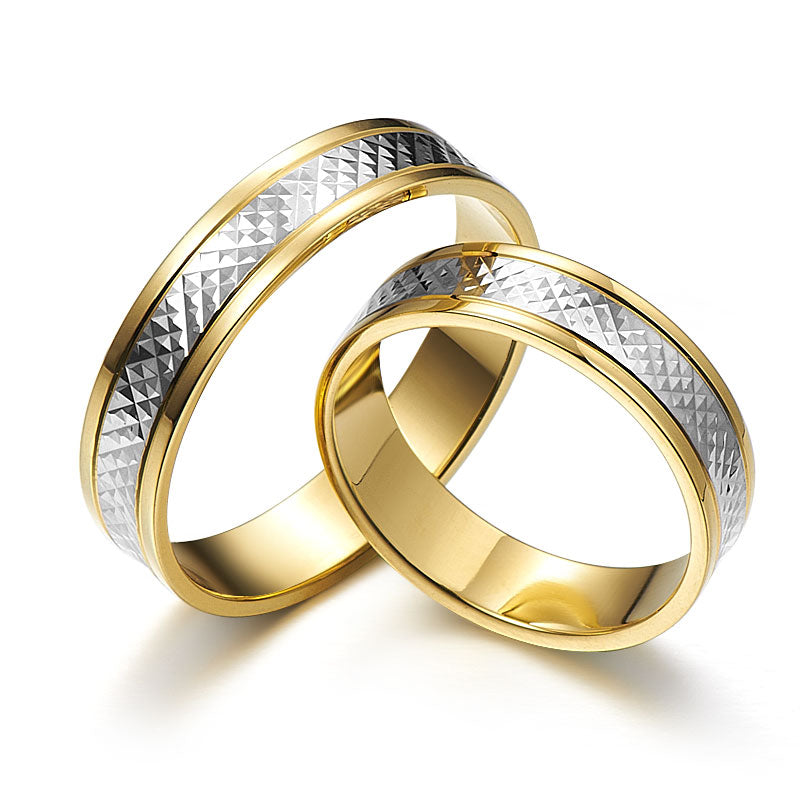 Two-color wedding rings that attract attention with their design
