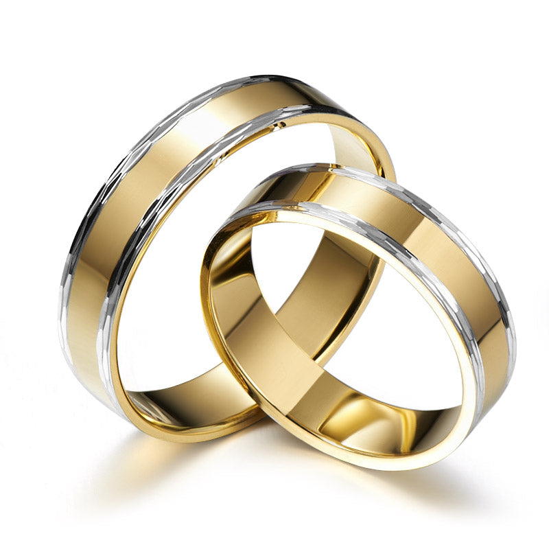 Gold wedding rings with decorations