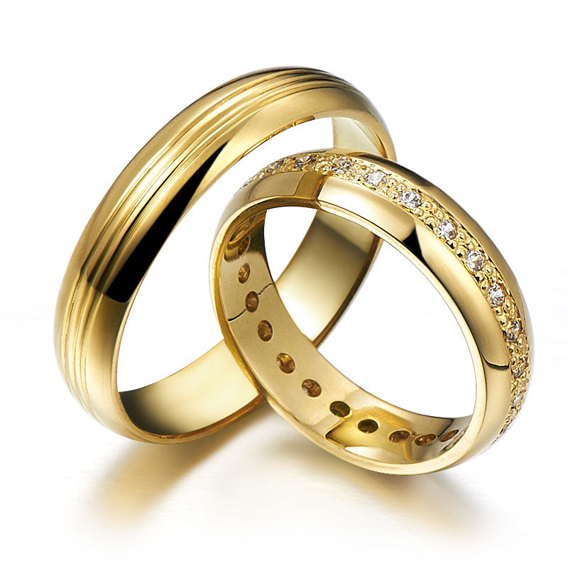Elegant wedding rings decorated with diamonds