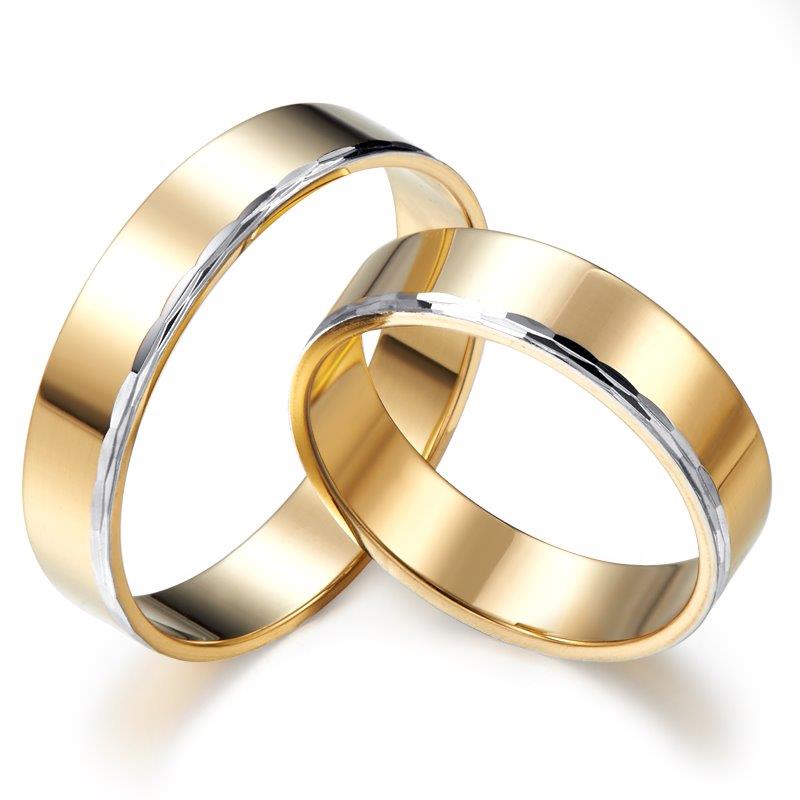 Gold wedding rings with an interesting accent