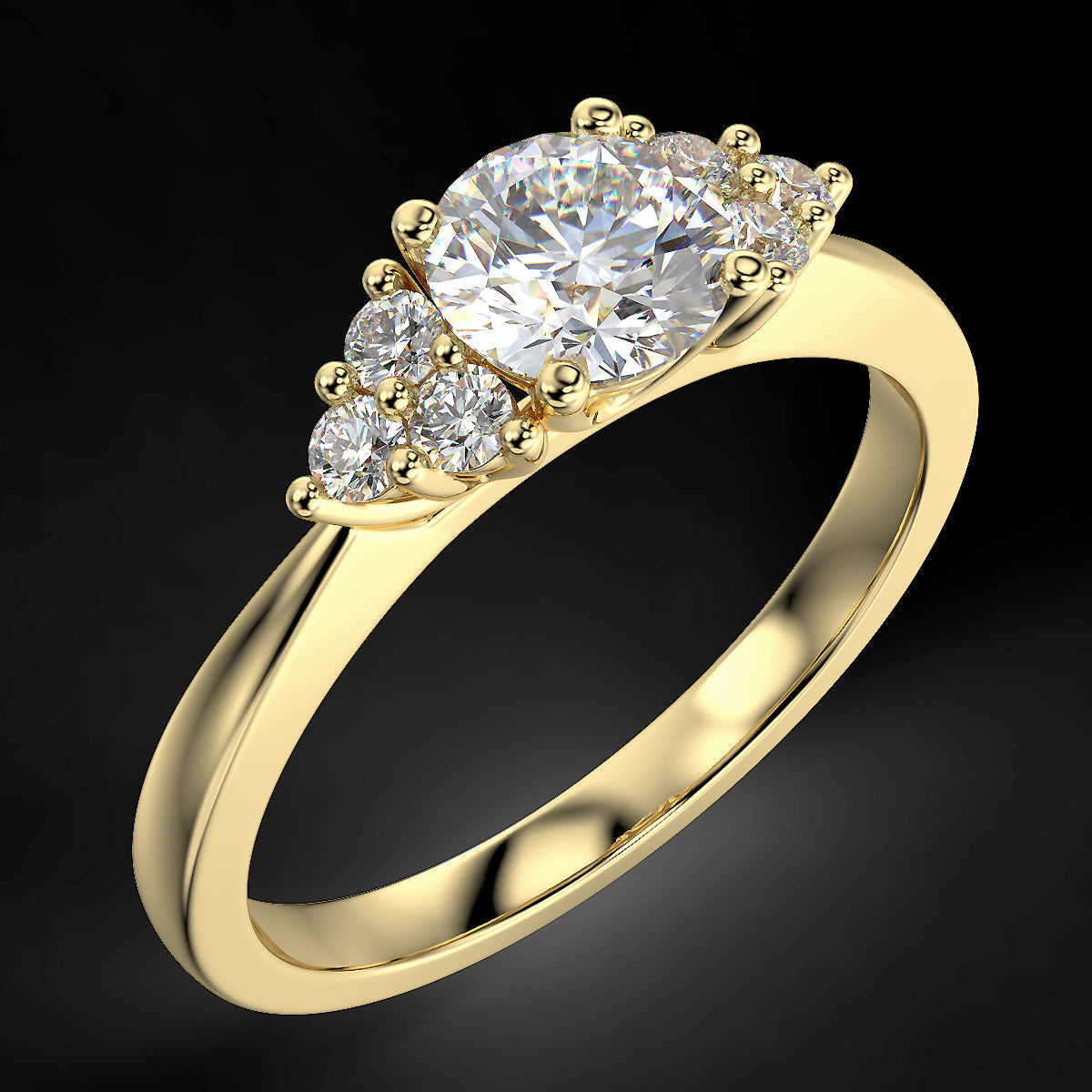 Pierścionek zaręczynowy Królowej Anny z żółtego złota z diamentami o masie 0,62 ct - widok pod kątem