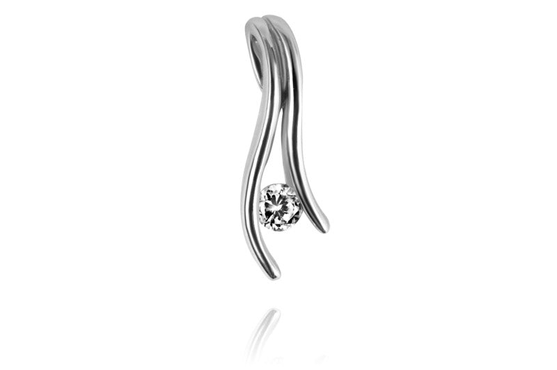 Gold pendant with a 0.06ct diamond