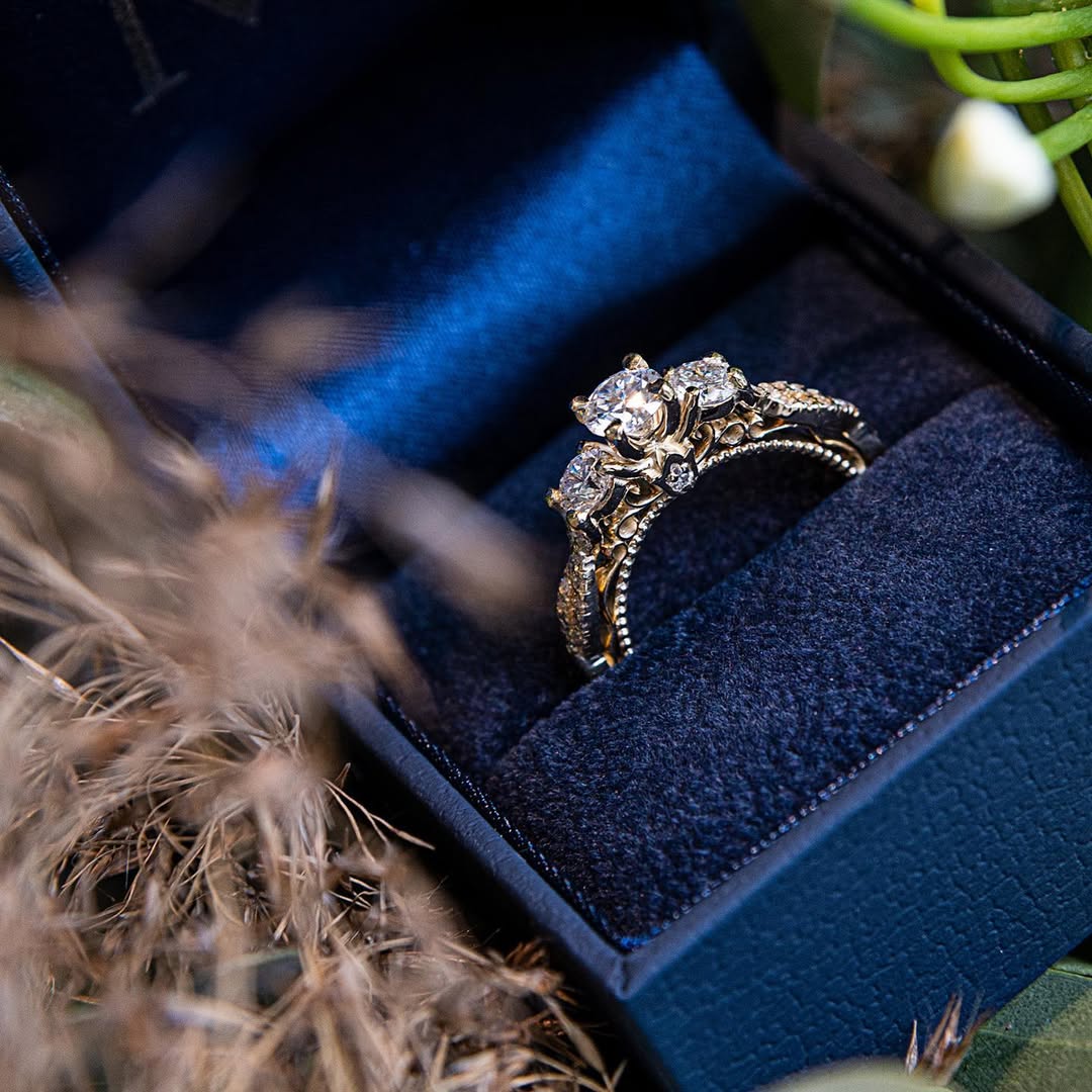 Biżuteria oczami różnych pokoleń. Co wybierają Gen Z, milenialsi i Gen X?