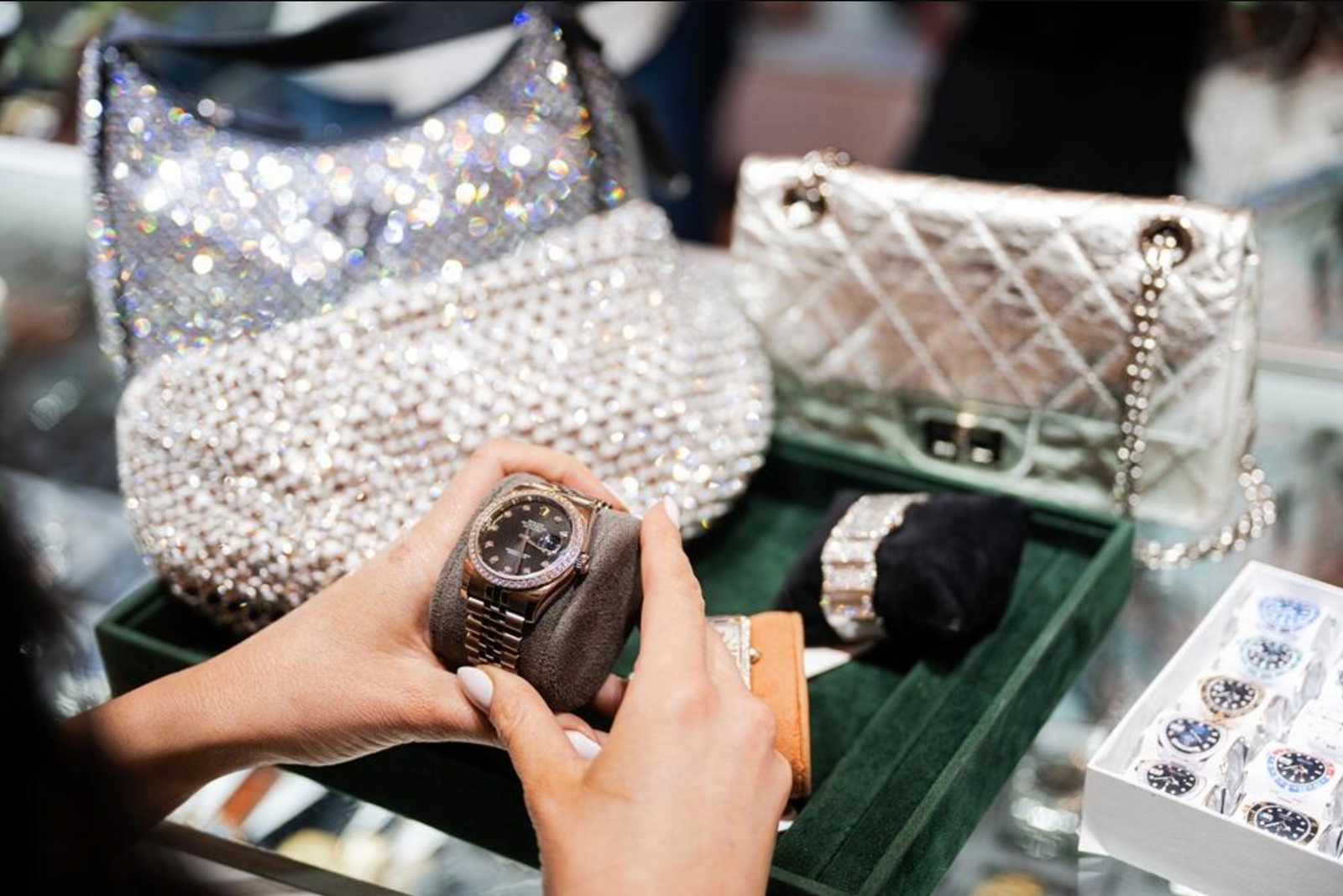 Obrazek z targów-Las Vegas Antique Jewelry & Watch Show 2026