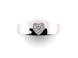 Amorio – a clear declaration. Gold ring with 0.03 ct diamonds