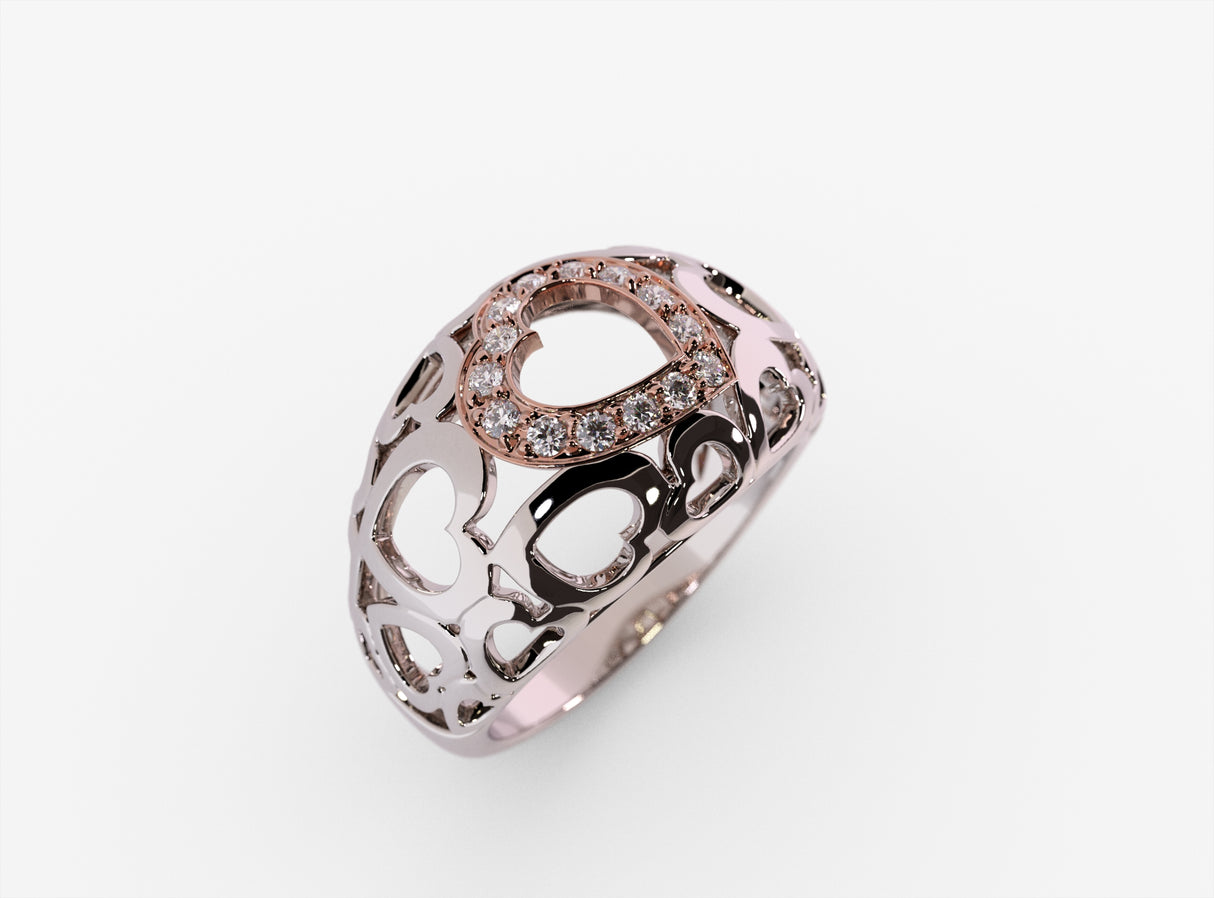 Gold ring with heart motifs and 0.12 ctw diamonds