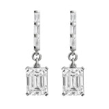 Earrings with emerald-cut diamonds