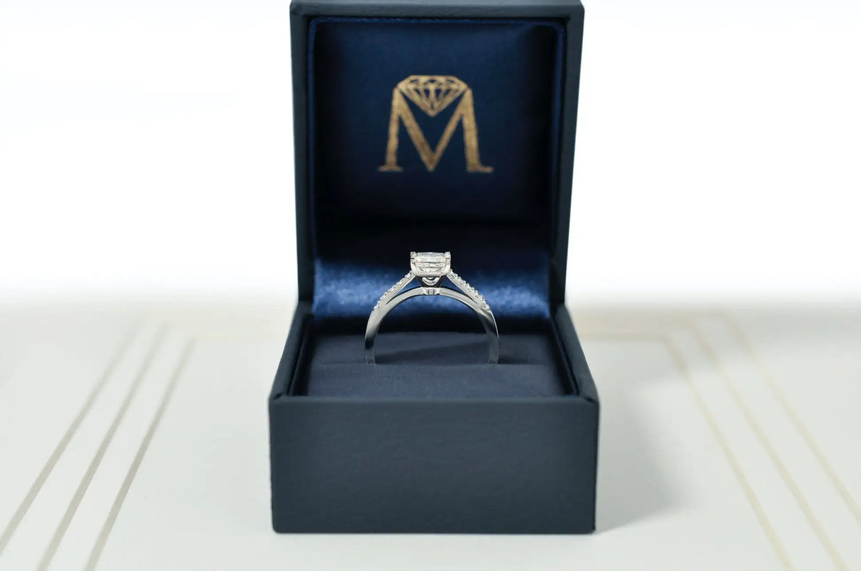 Royal Elegance - Rose Gold Engagement Ring