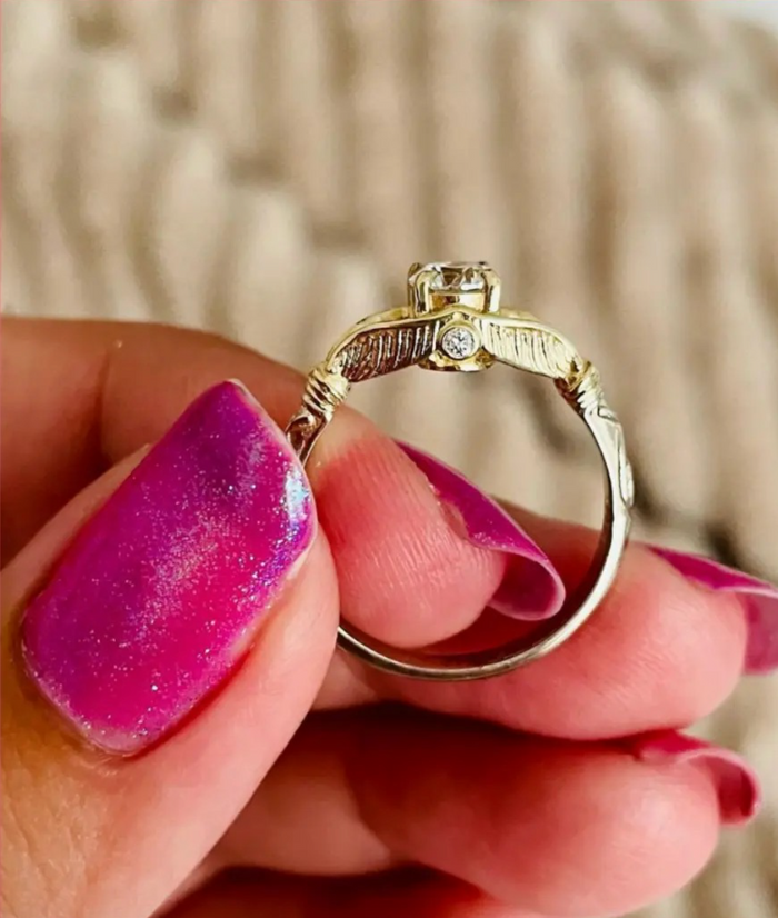 pierscionek zareczynowy z motywem Golden Snith Harry Potter