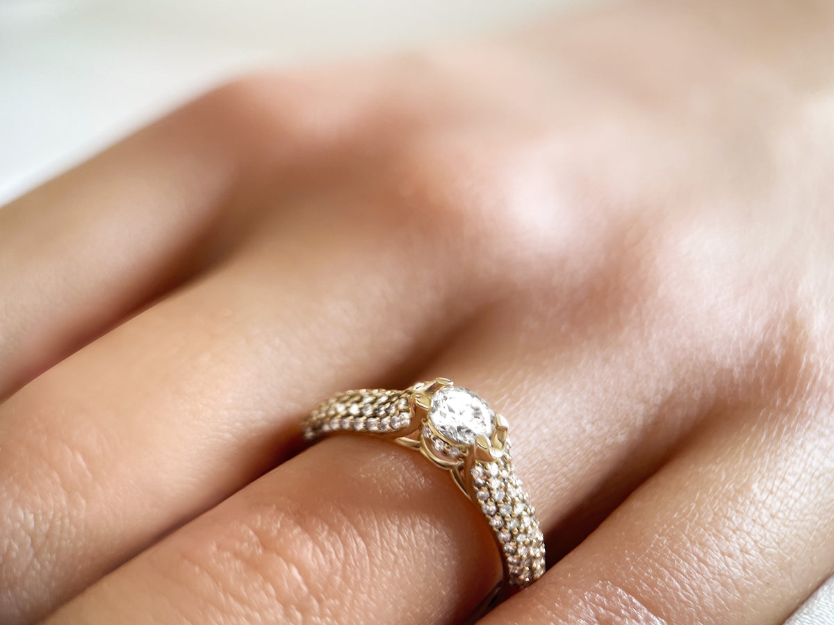 Radiant Glow - 0.89 ctw diamond ring